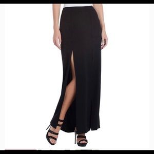 Bcbg max AZRIA black maxi skirt w 2 front slits